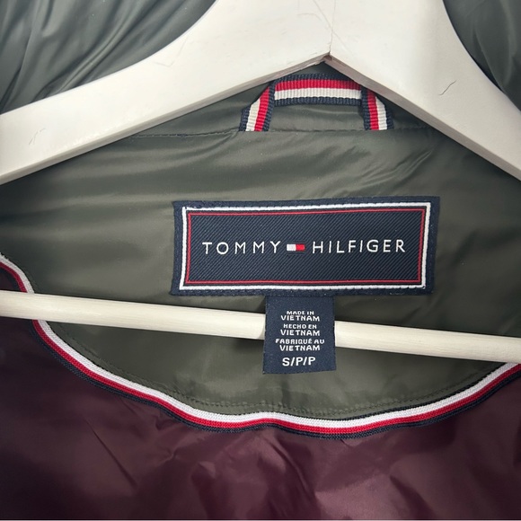 Green quilted Tommy Hilfiger vest - Picture 2 of 3